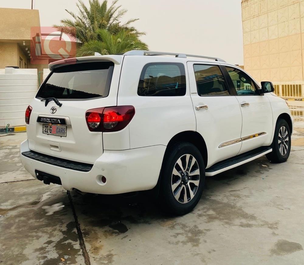 تۆیۆتا سیکۆیا